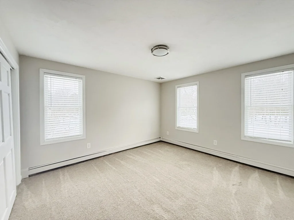 Photo of 19 Fredric Lane