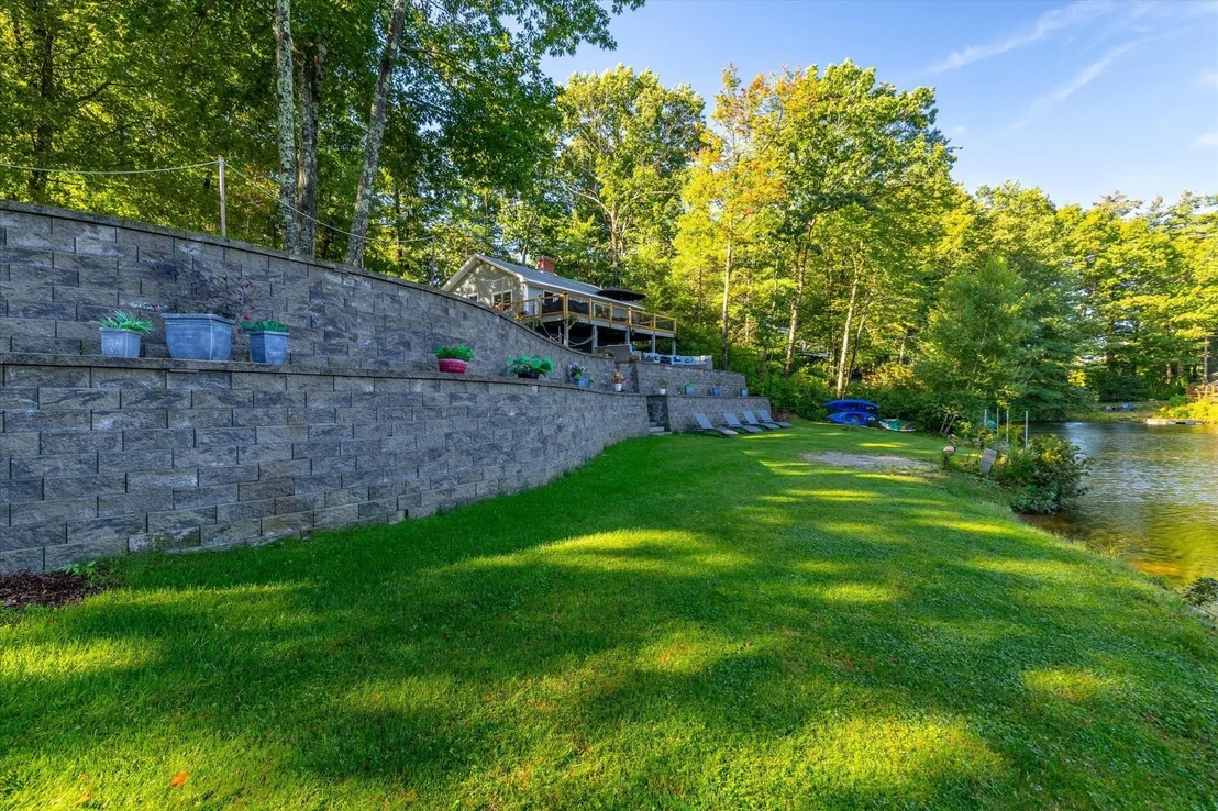 Photo of 14 Edgewood Rd