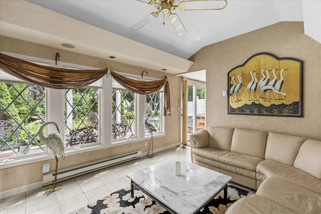 Photo of 28 Lawrence Rd