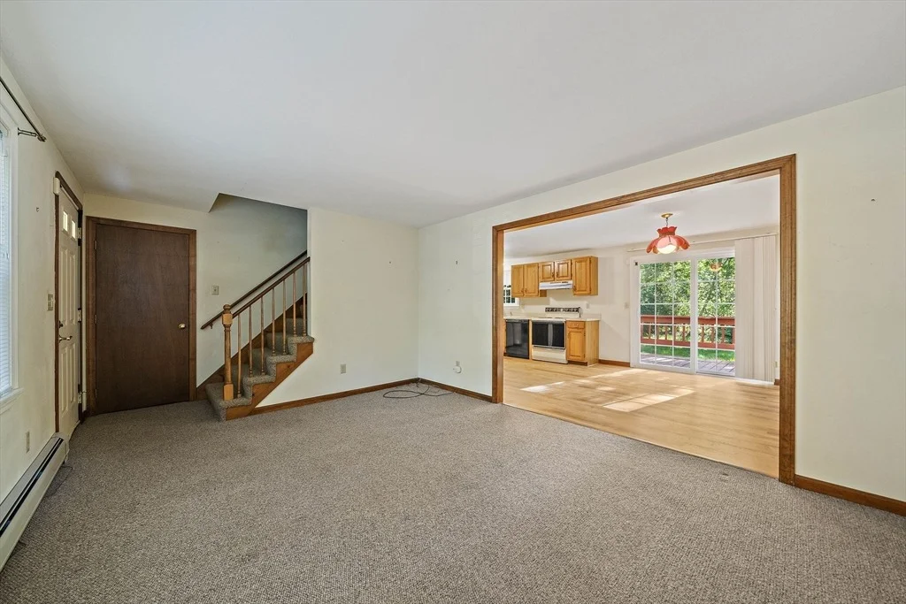 Photo of 20 Biscayne Dr