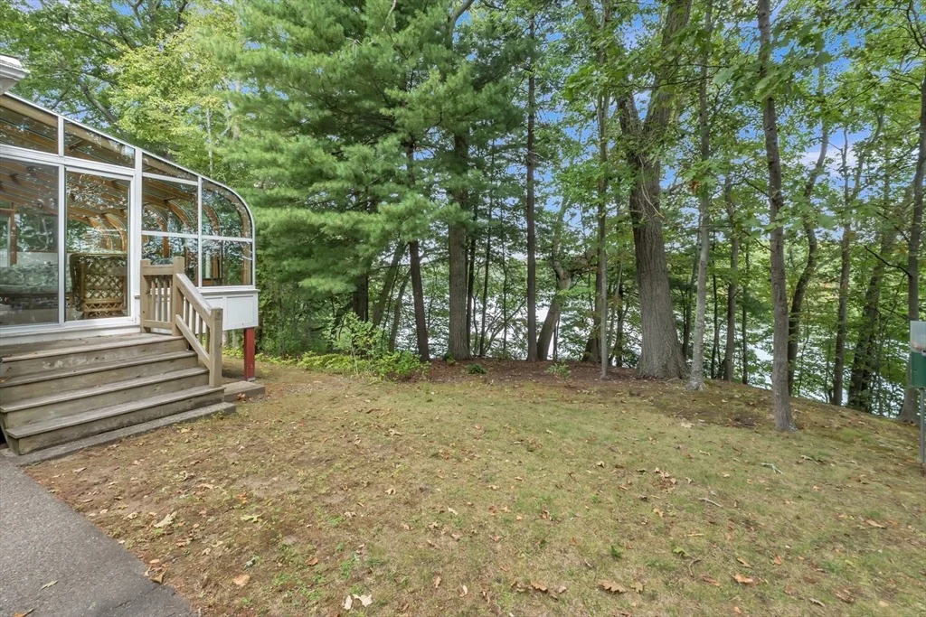 Photo of 5 Forest Ln