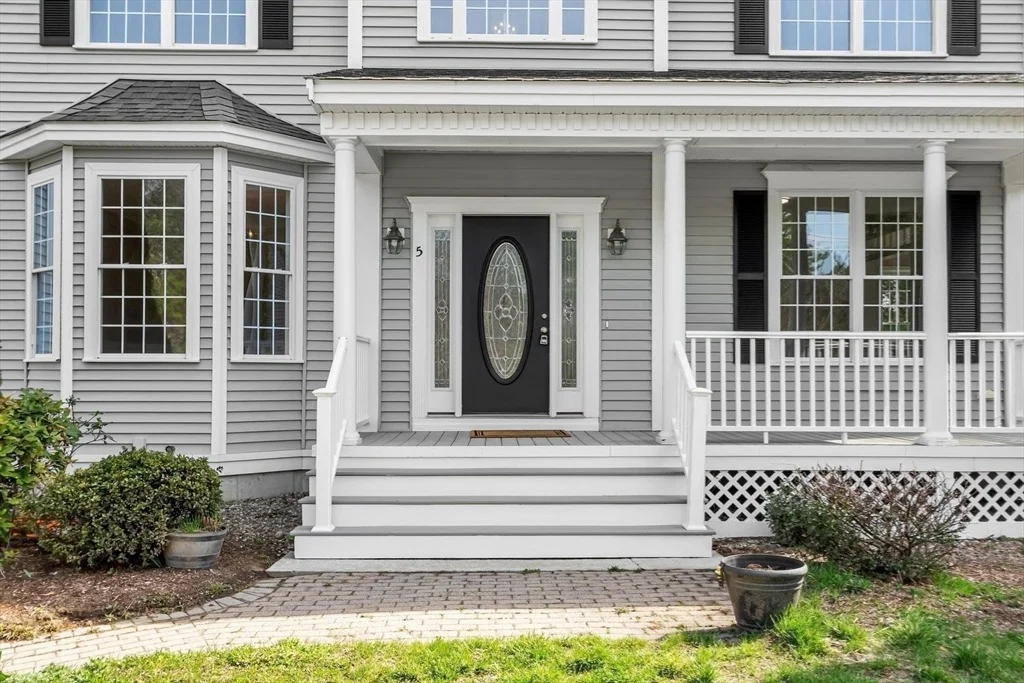 Photo of 5 Lilac Ln
