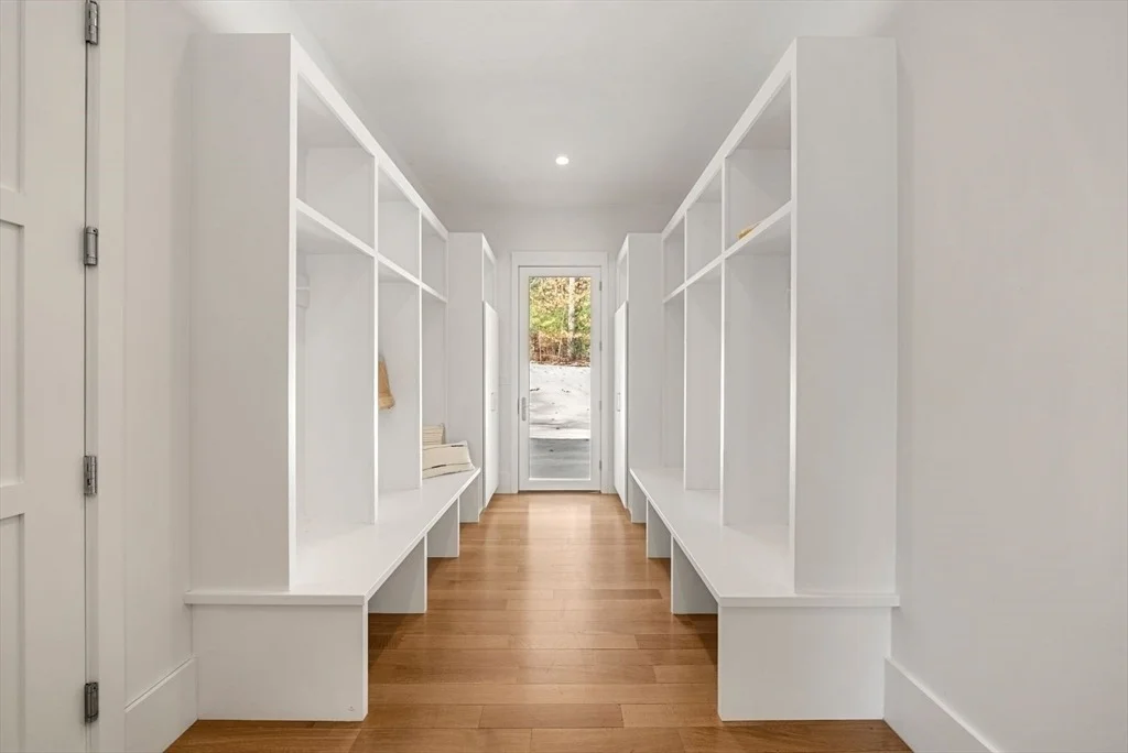 Photo of 11 Winthrop Circle