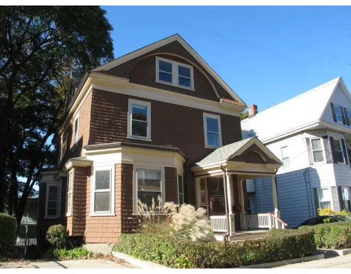Photo of 9 Sheldon St