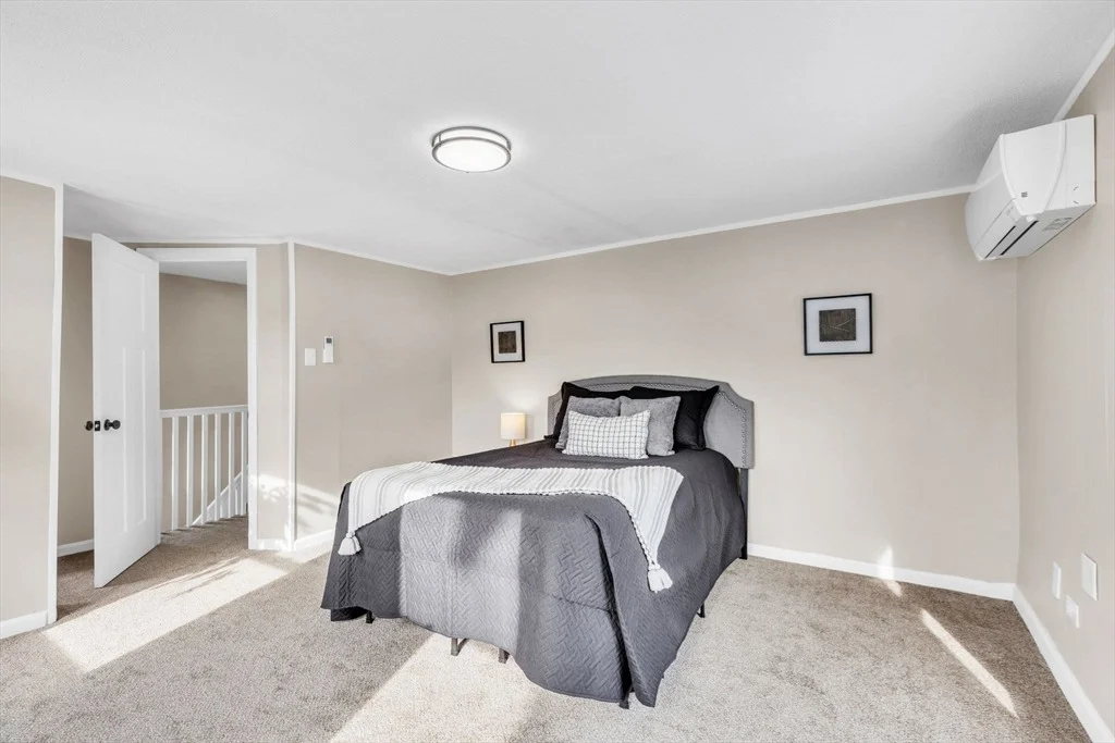 Photo of 3264 Boston Road