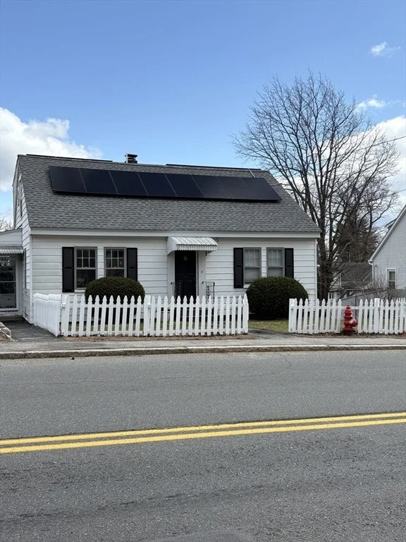 Photo of 232 Lowell St