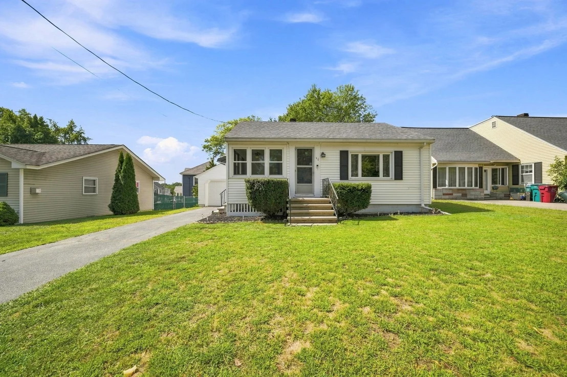 Photo of 46 Lupine Rd