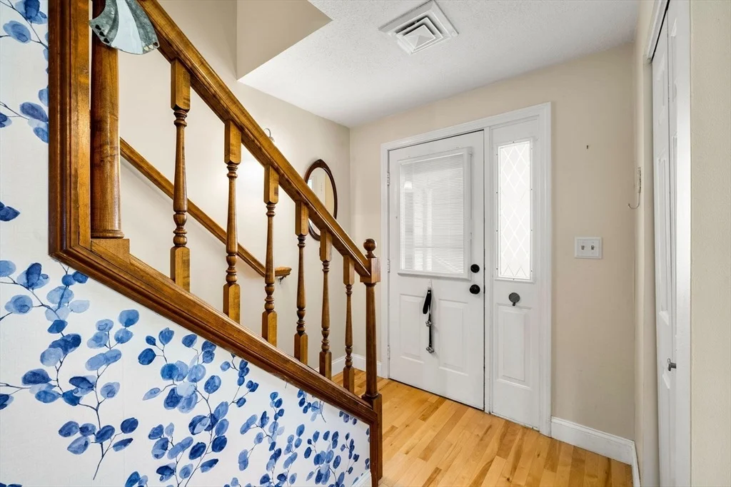 Photo of Unit 21 at 33 Maplewood Avenue