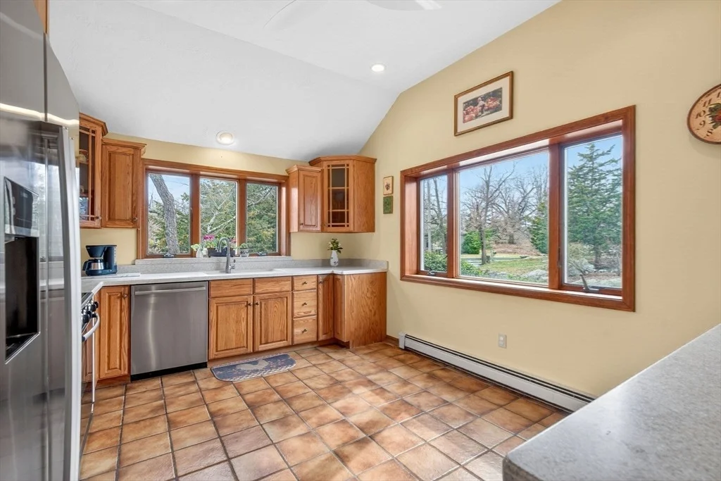 Photo of 32 Howe Rd