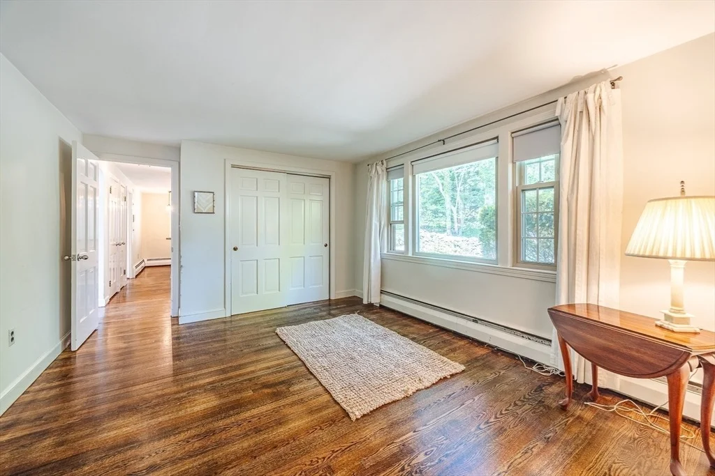Photo of 21 Pine Ridge Circle