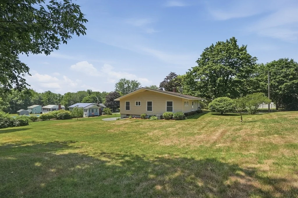 Photo of 20 Clover Drive