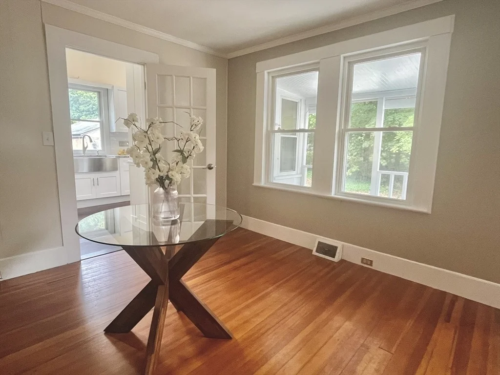 Photo of 13 Crescent St