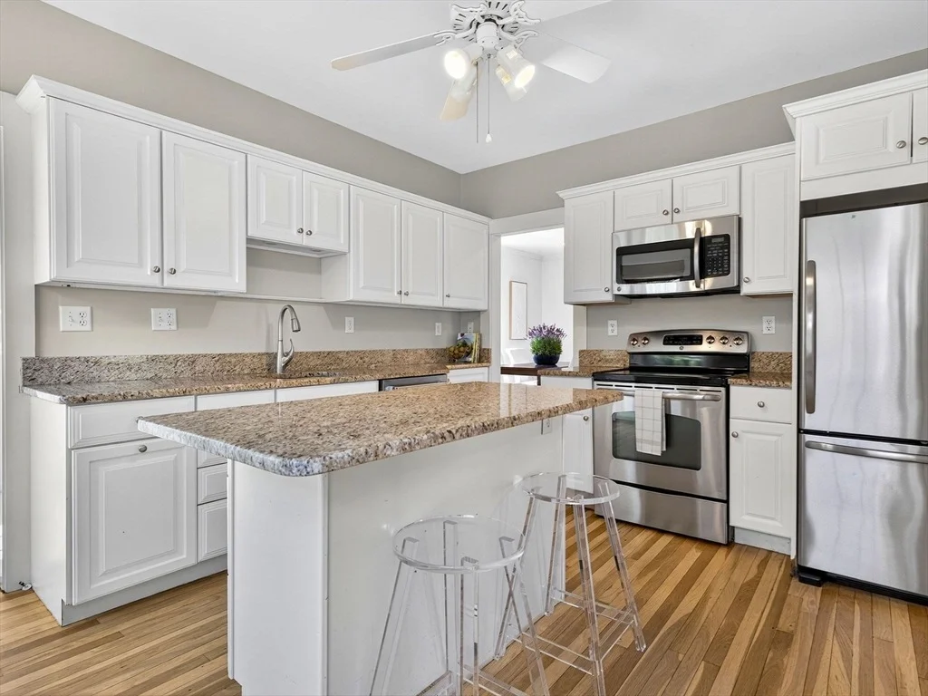 Photo of 39 Twitchell St