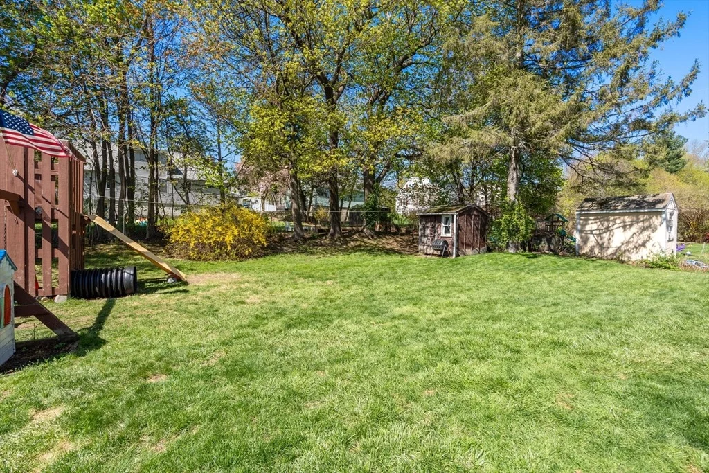Photo of 14 Davis Rd