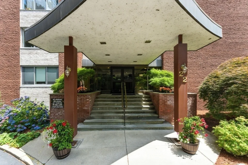 Photo of Unit 608 at 22 Chestnut Place