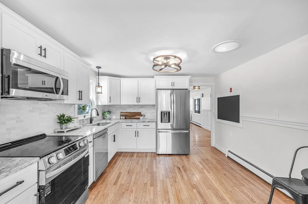 Photo of 285 Granby Road
