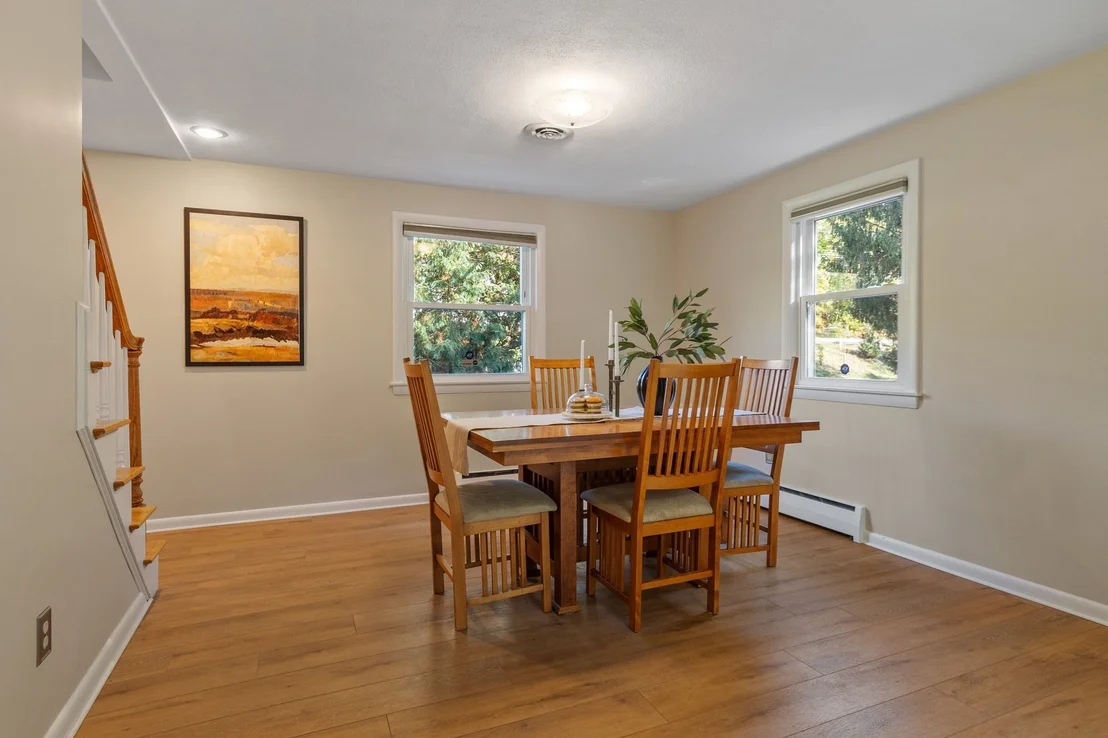 Photo of 390 North Rd