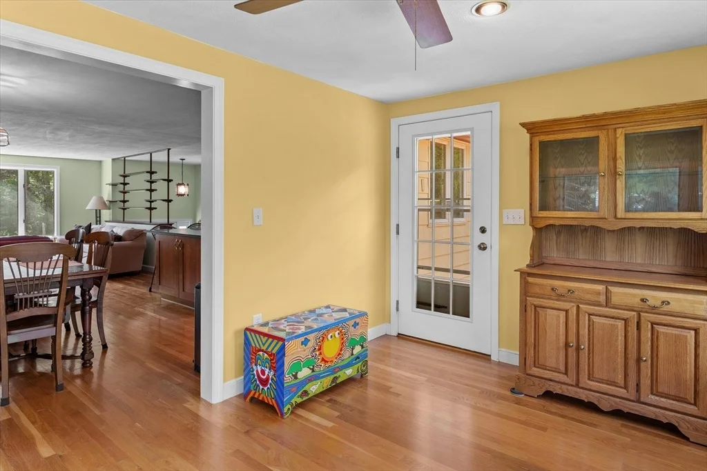Photo of 9 Brentwood Dr