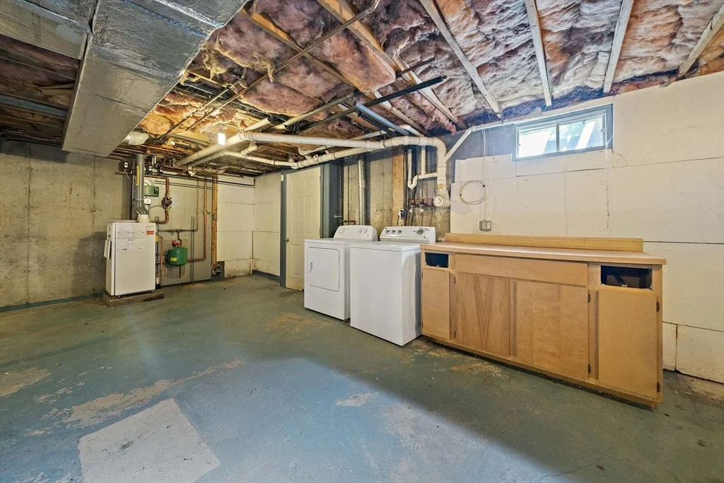Photo of 20 Biscayne Dr