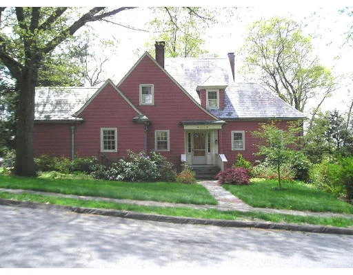 Photo of 224 Hillcrest Rd