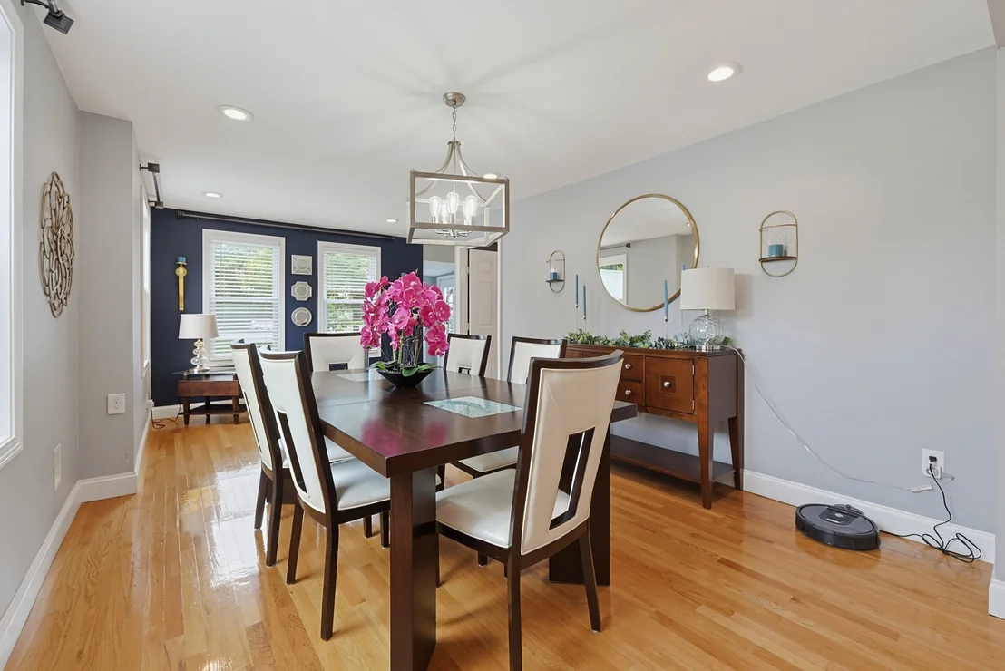 Photo of 38 Dexter Ave.