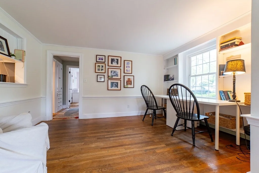 Photo of 30 Veery Rd