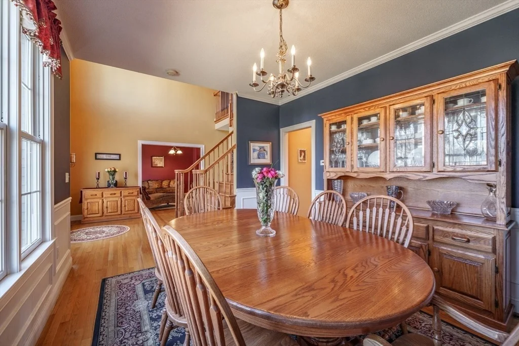 Photo of 303 Munger Hill Rd