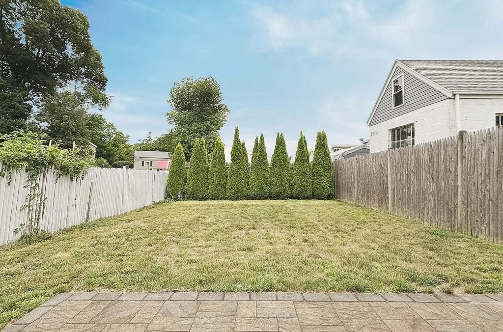 Photo of 44 Harmon St