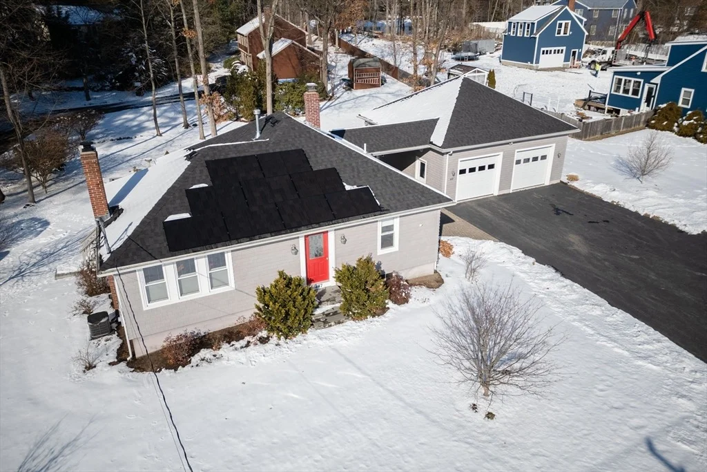 Photo of 447 Brook St.
