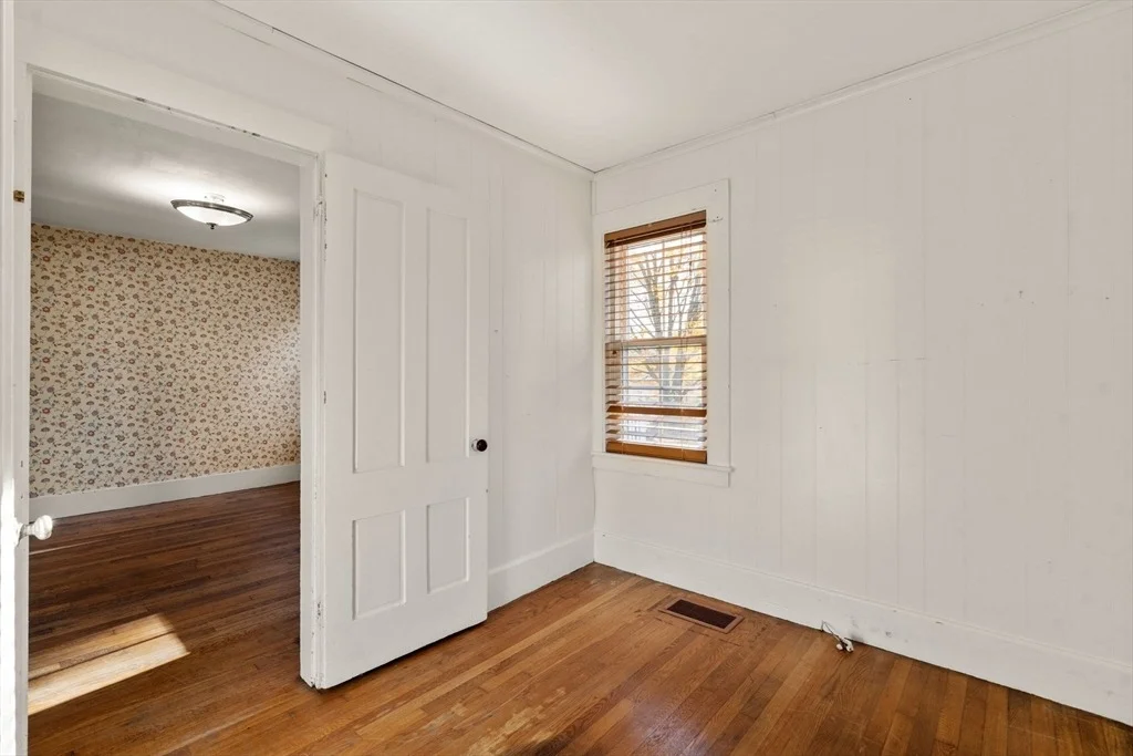 Photo of 16 Brooks Street