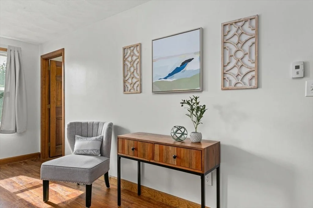 Photo of 480 Sharpners Pond Road