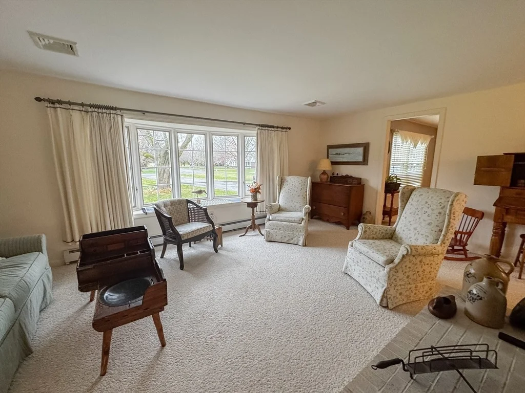 Photo of 2 Scott Ln