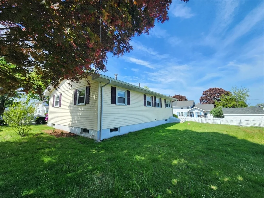 Photo of 320 Mount Hope Ave