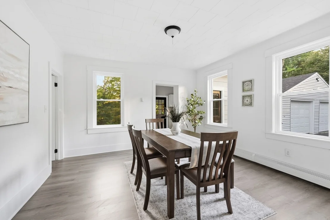 Photo of 384 Mill St