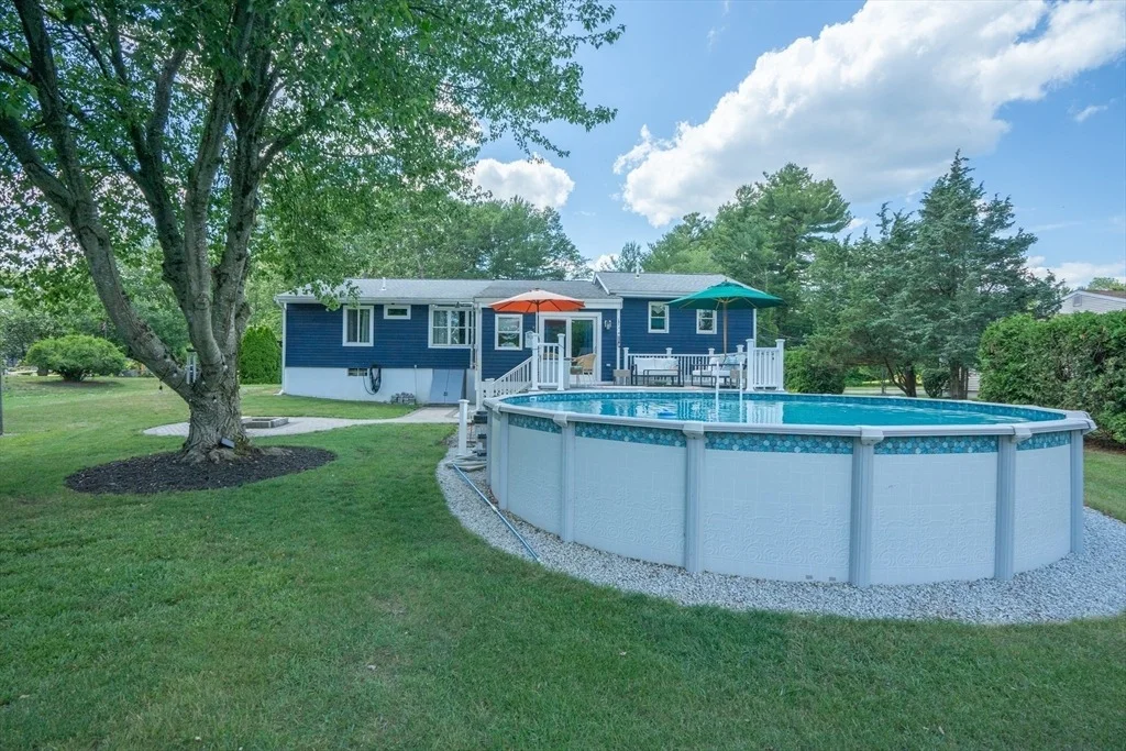 Photo of 305 Scadding Street