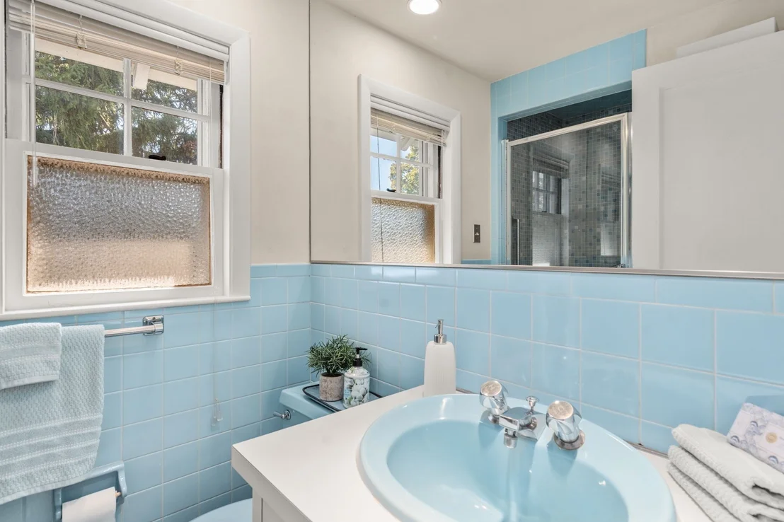 Photo of 142 Claflin Street