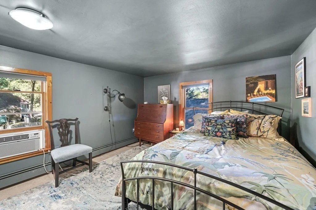 Photo of 35 Cogswell Ave