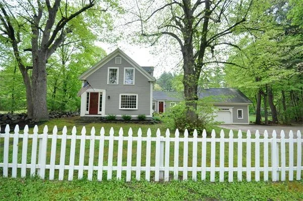Photo of 1114 Lowell Rd