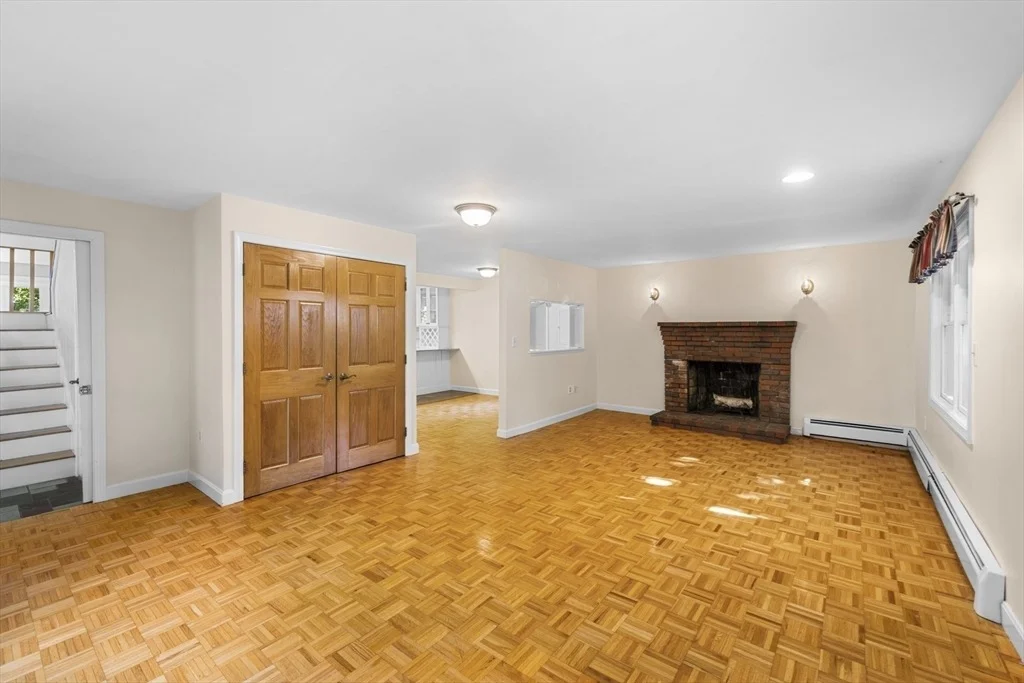 Photo of 8 Risley Rd