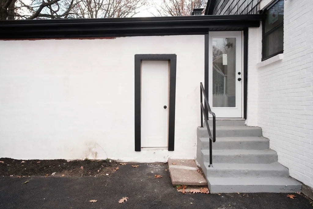 Photo of 181 Freeman Ter