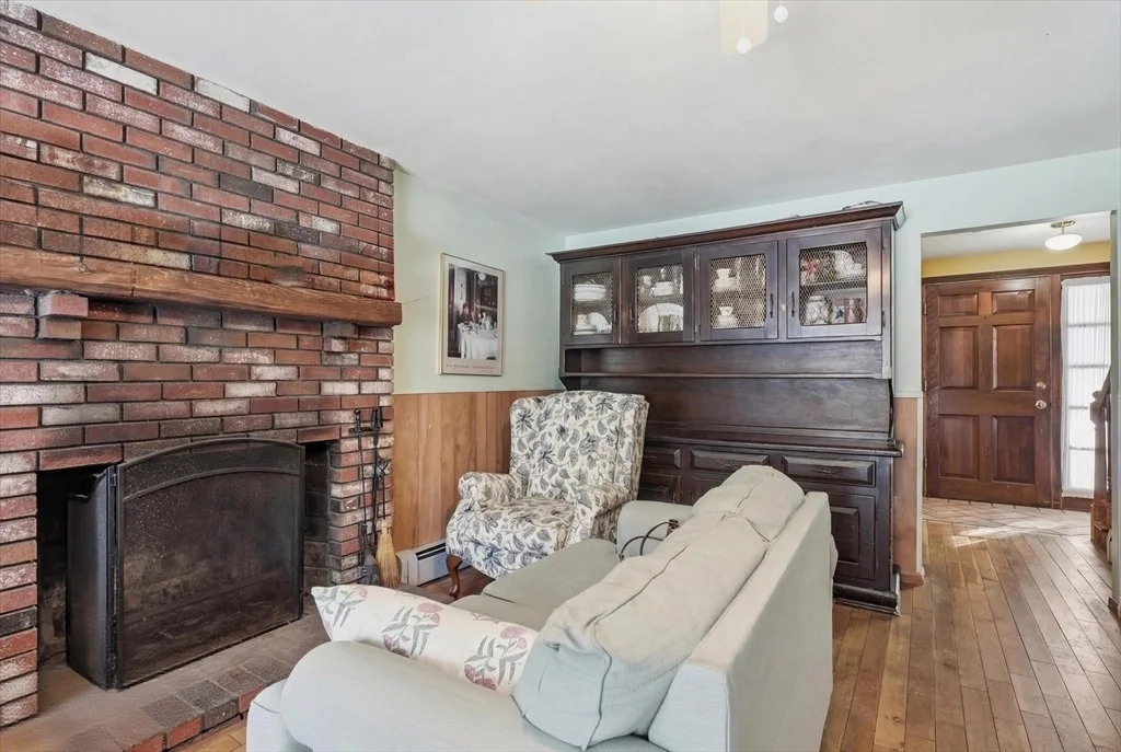 Photo of 28 Surrey Rd