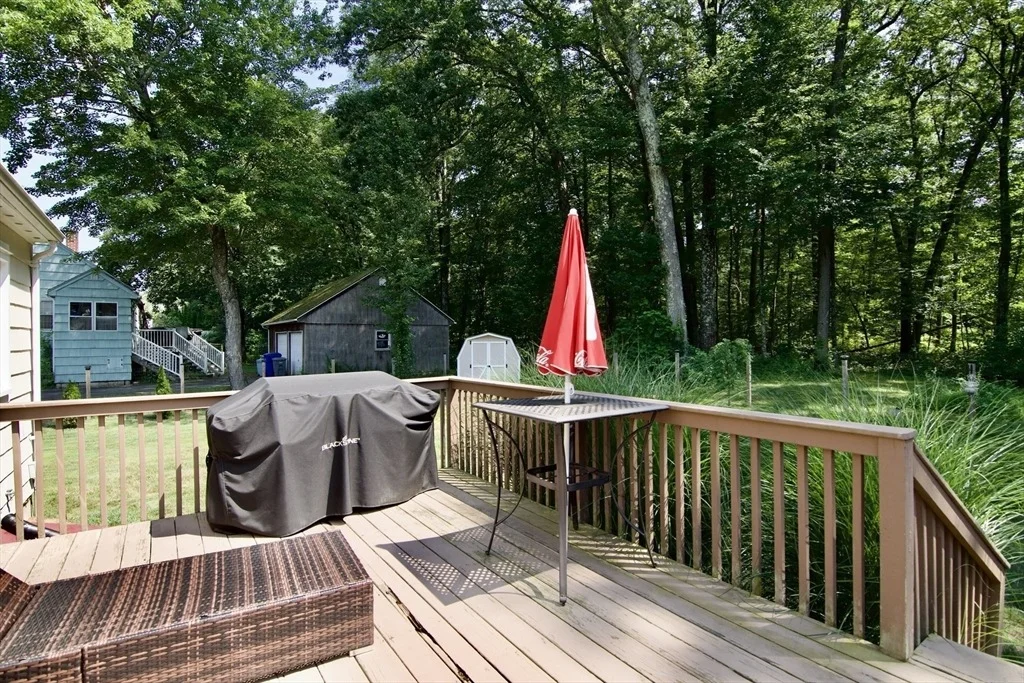 Photo of 48 Booth Rd