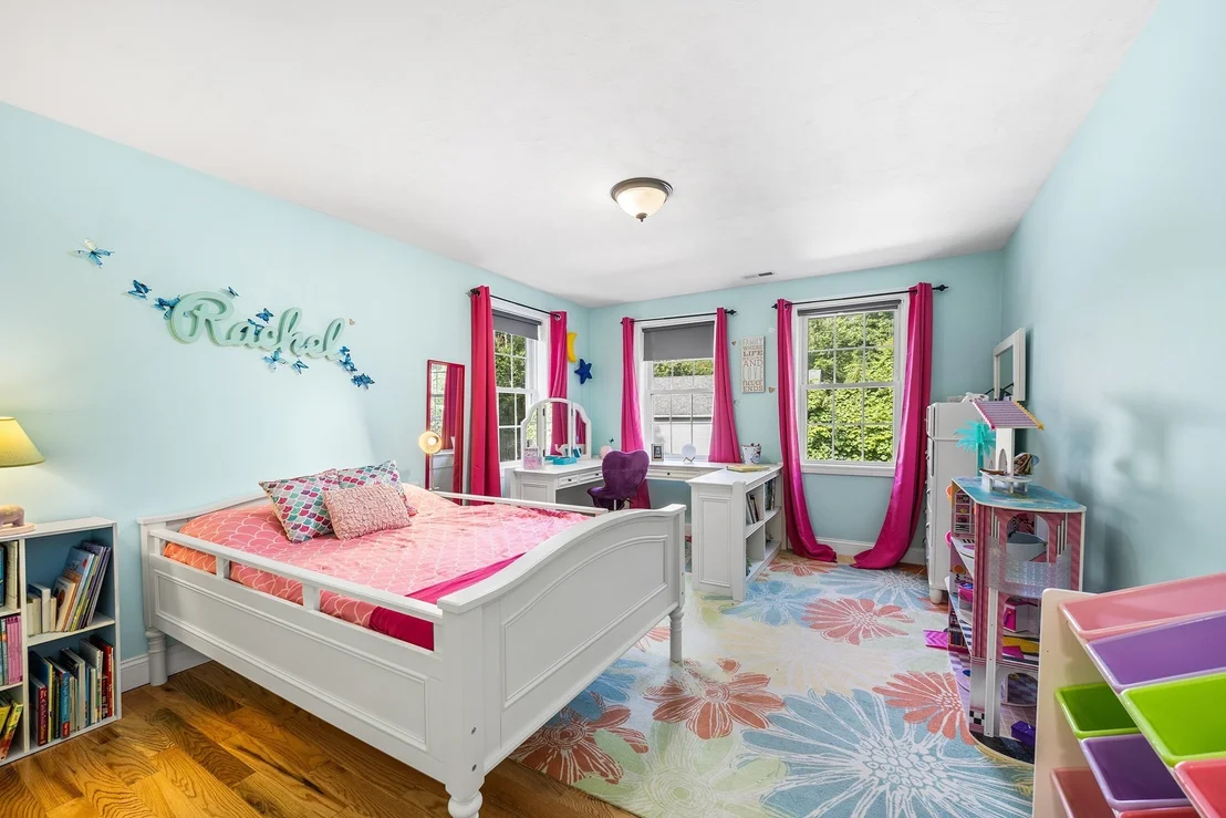 Photo of 10 Egan Ave