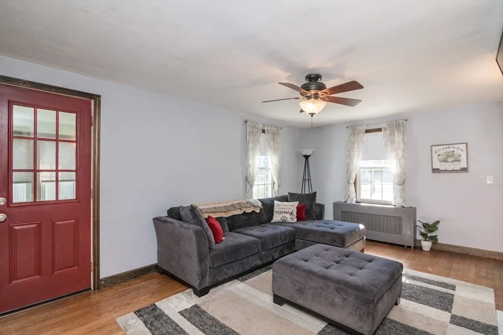 Photo of 77 Lindbergh Blvd