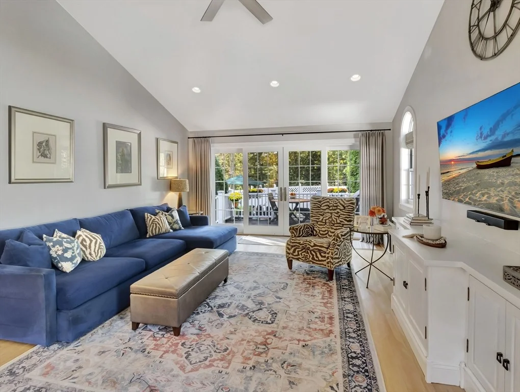 Photo of 89 Oak Street