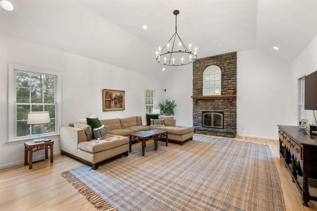 Photo of 3 Opal Cir