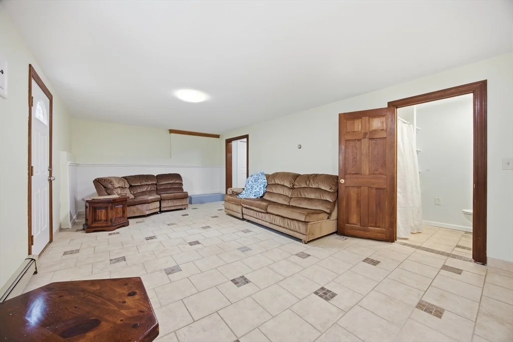 Photo of 50 Harborview Rd