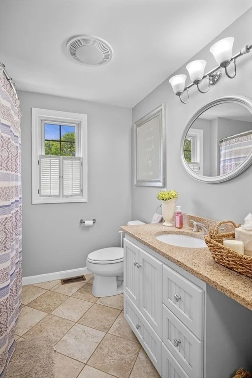 Photo of 24 Shortell Ave