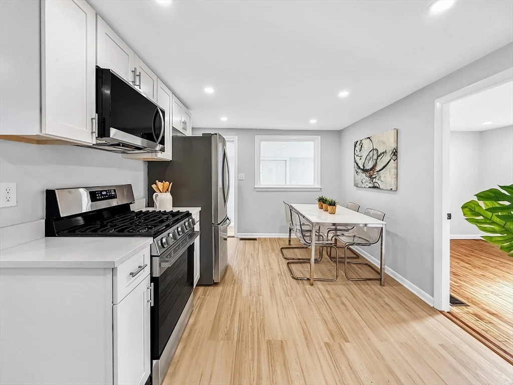 Photo of 87 Arborway Dr