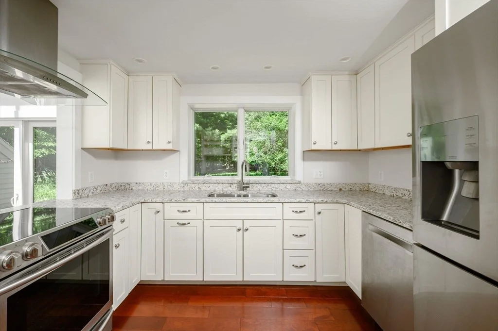Photo of 30 Huntley Rd